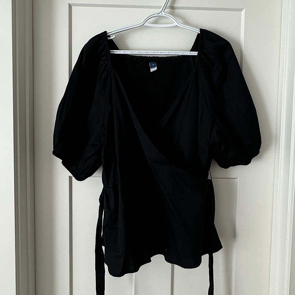 Old Navy Wrap Top With Bubble Sleeve